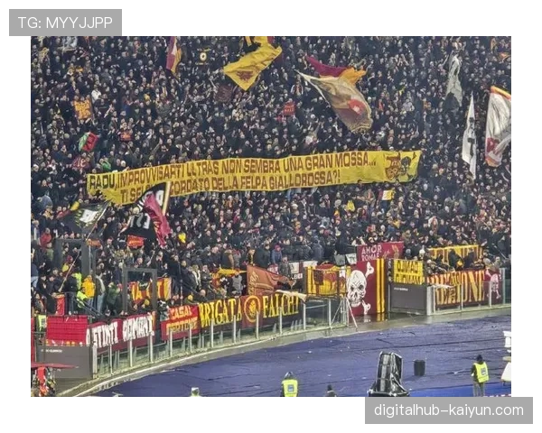 威斯特法伦南看台巨型Tifo,致敬即将离任的多特蒙德总监凯尔